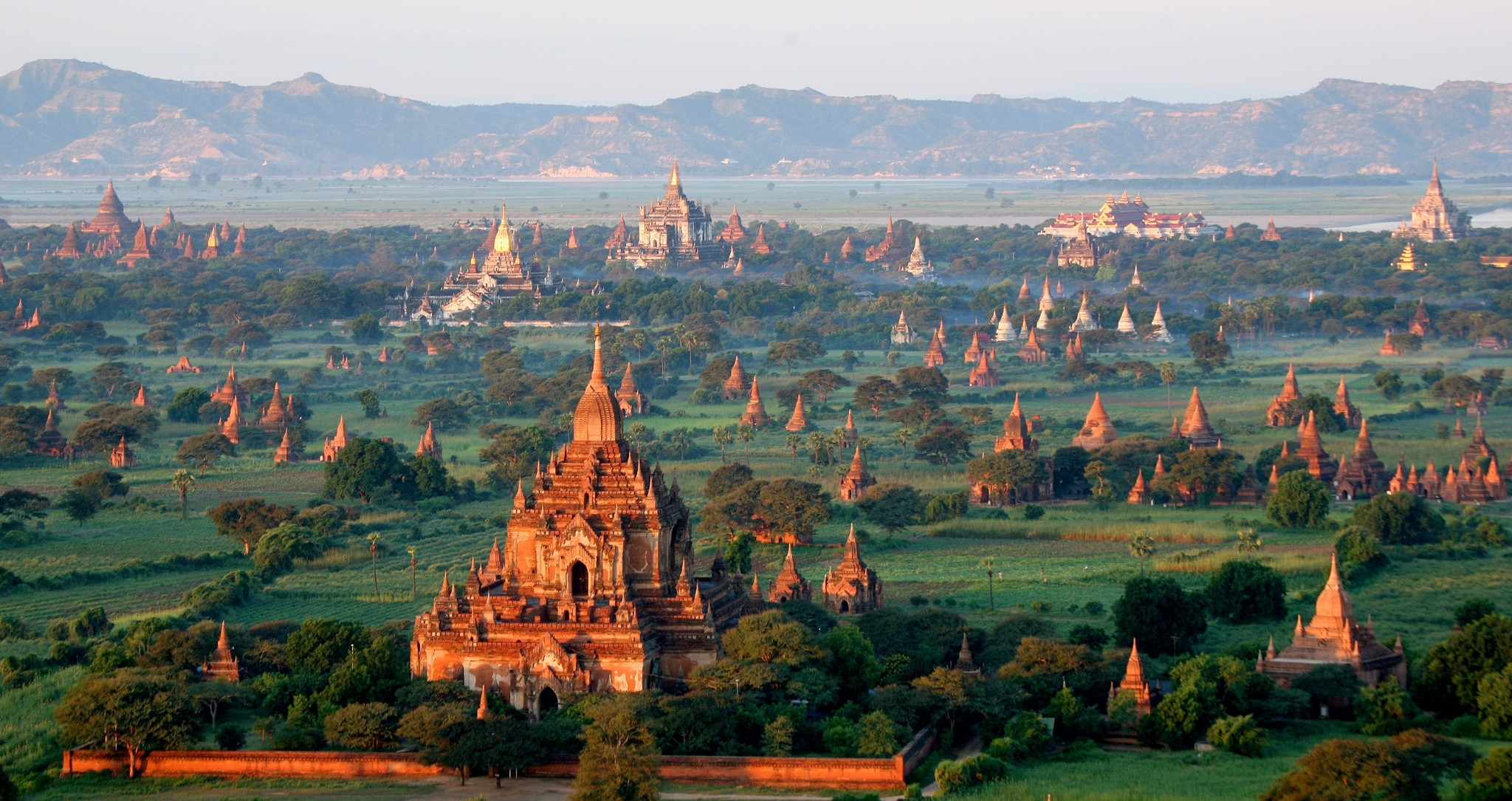 Voyage en Birmanie à travers les temples historiques de Bagan – Horizons Nouveaux