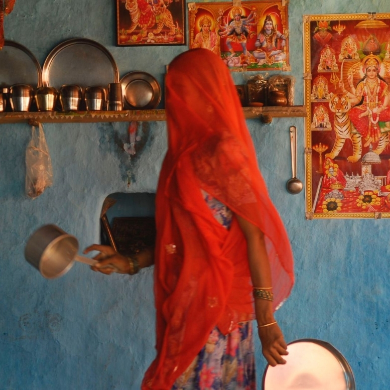 Couleurs, silence et gestes du quotidien en Inde – Horizons Nouveaux