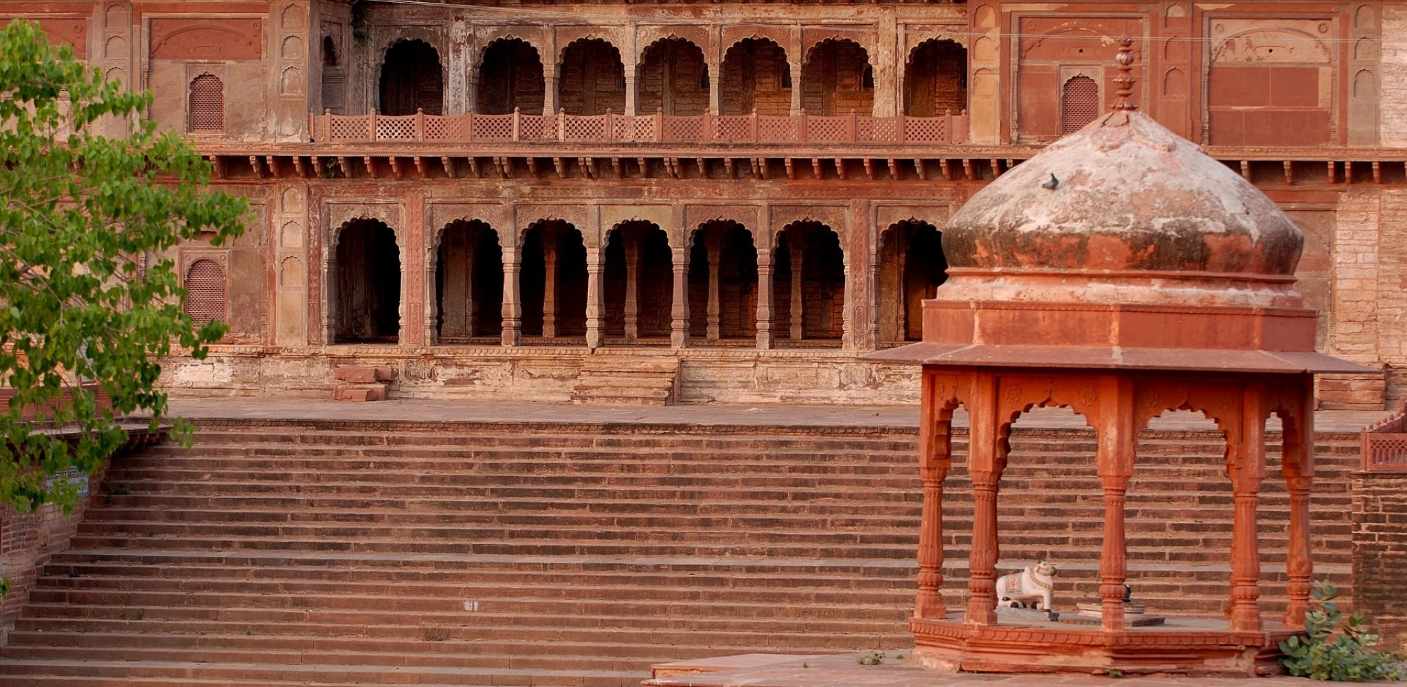 Les traces d’un empire gravées dans la pierre rouge du nord de l’Inde – Horizons Nouveaux