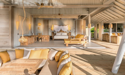 Intérieur raffiné du Soneva Secret, entre bois naturel et lumière océanique – Horizons Nouveaux