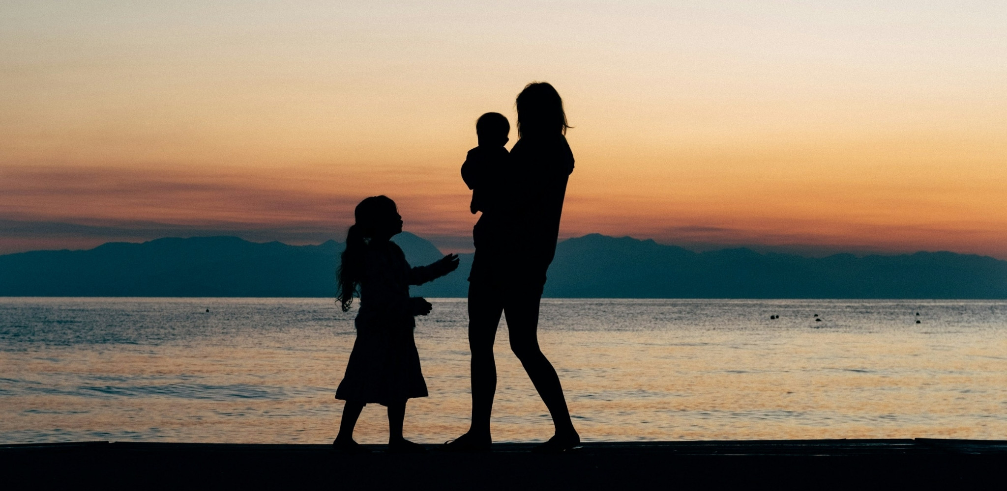 Horizons Nouveaux, agence de voyage sur mesure basée en Suisse, vous conseille selon avec qui vous souhaitez voyager. Solo, en couple, en famille, voyage de noce, entre amis, nous avons forcément une destination faite pour vous