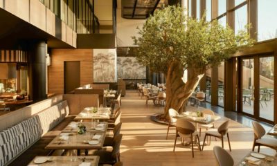 Le Janu Tokyo incarne une nouvelle vision du luxe japonais : espaces élégants, gastronomie raffinée, spa d’exception et immersion au cœur de l’énergie de Tokyo.
